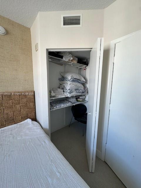 Building Photo - Stylish 2BR/2BA Apartment in Aventura Reso...