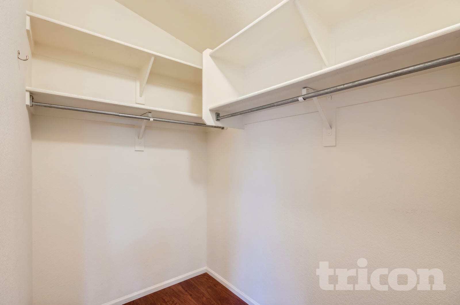 Building Photo - 22671 Scott Dr