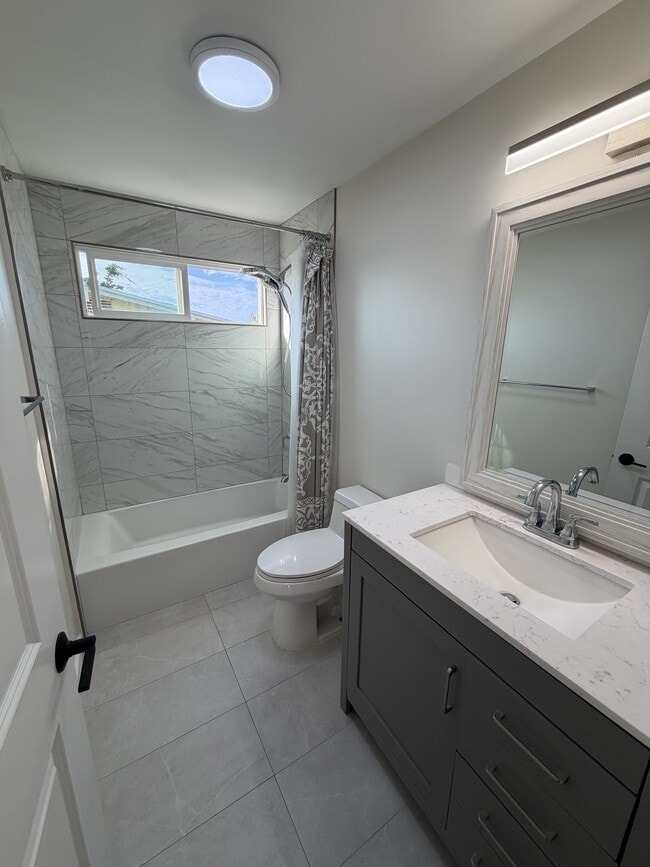 Building Photo - 98-1211-1211 Mahipua St