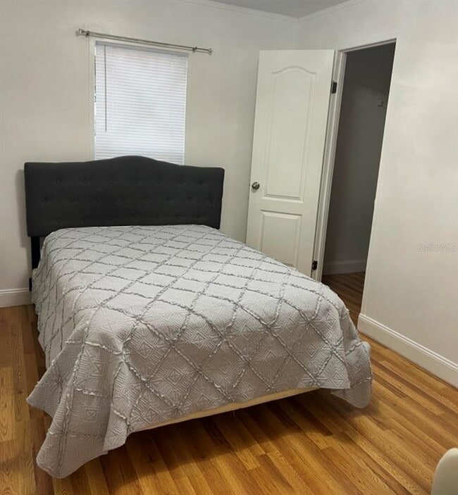 Building Photo - 7500 Sabre St