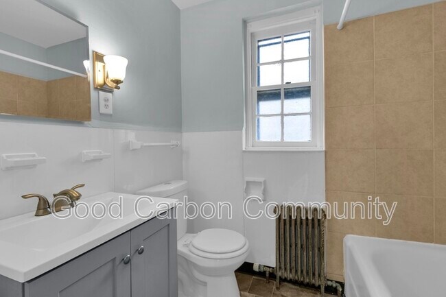 Building Photo - 19 Benwood Ave