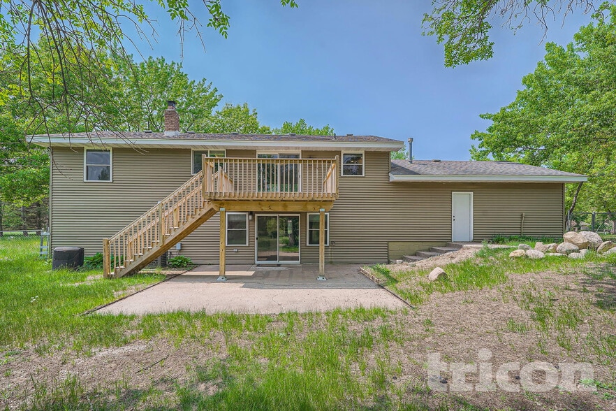 Building Photo - 15931 Vintage St NW