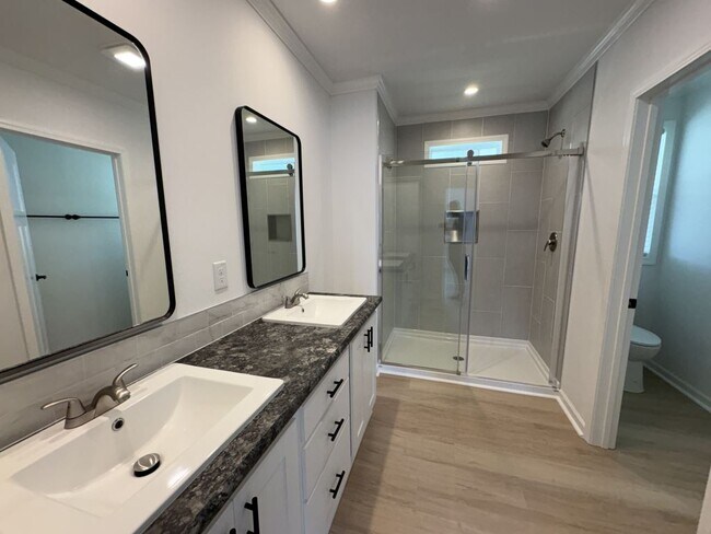 Building Photo - 1643 Voyager Dr