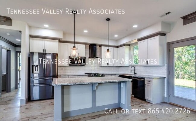 Building Photo - 7814 Lake Mountain Ln