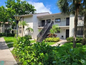 Building Photo - 1228 S Military Trail