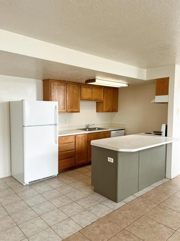 Building Photo - 1670 W 100 N