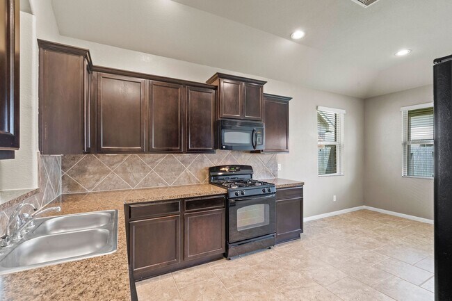 Building Photo - 2131 Beacon Park Ct
