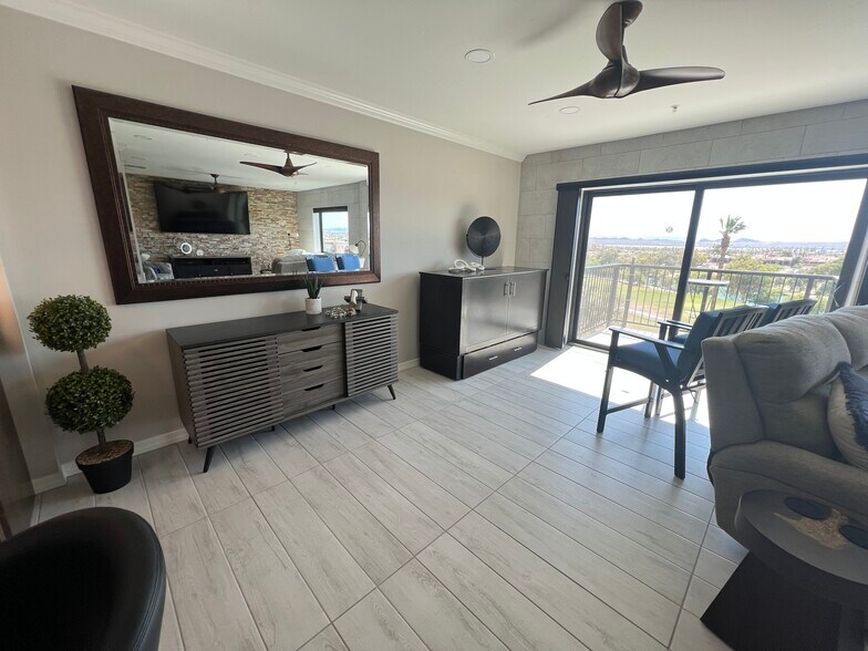MURPHY BED FOR GUESTS - 777 Harrah Way