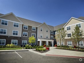 Building Photo - Maple Brook at Golden Pond West