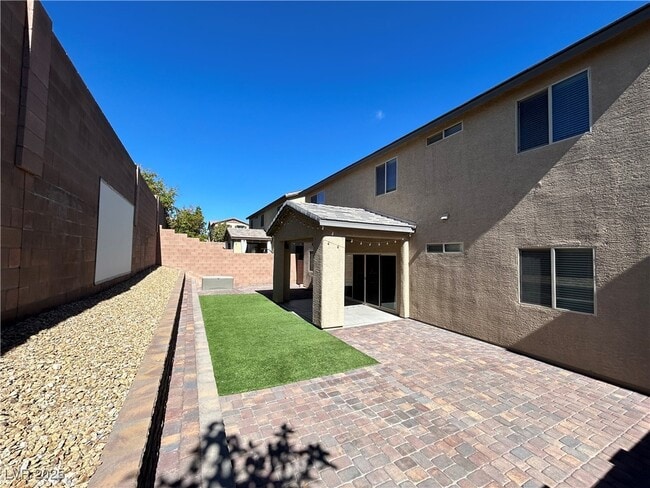 Building Photo - 6433 Willowstone St