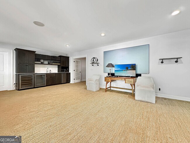 Building Photo - 500 Augusta Ln