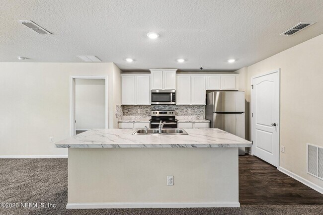 Building Photo - 3470 Lawton Pl