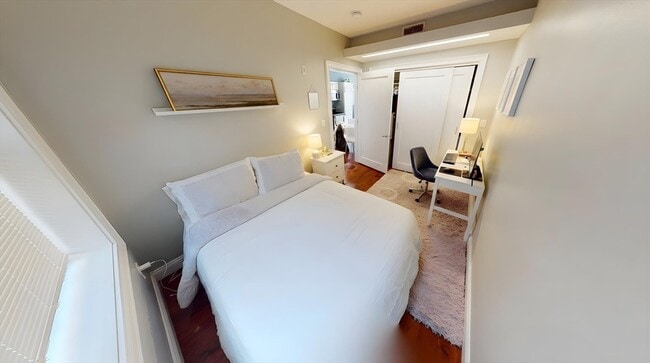 Building Photo - 9 Anderson St