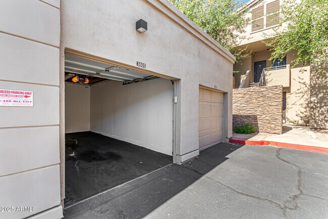 Building Photo - 7009 E Acoma Dr