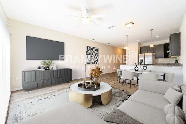 Building Photo - 508 Narnia Ct