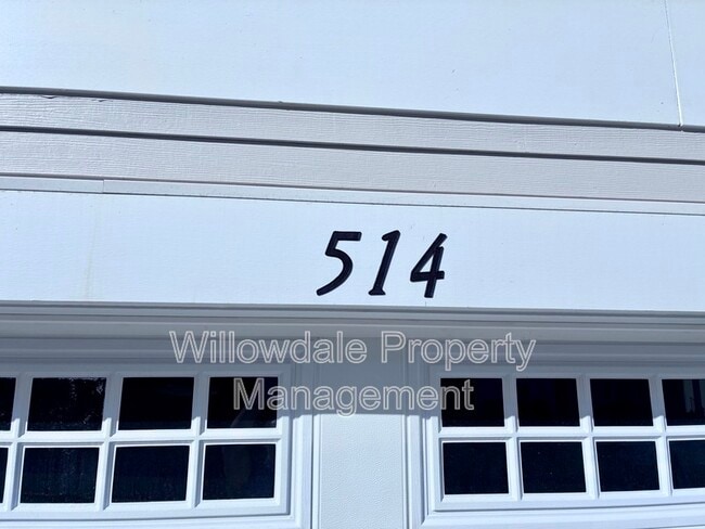 Building Photo - 514 Light Oak Wy