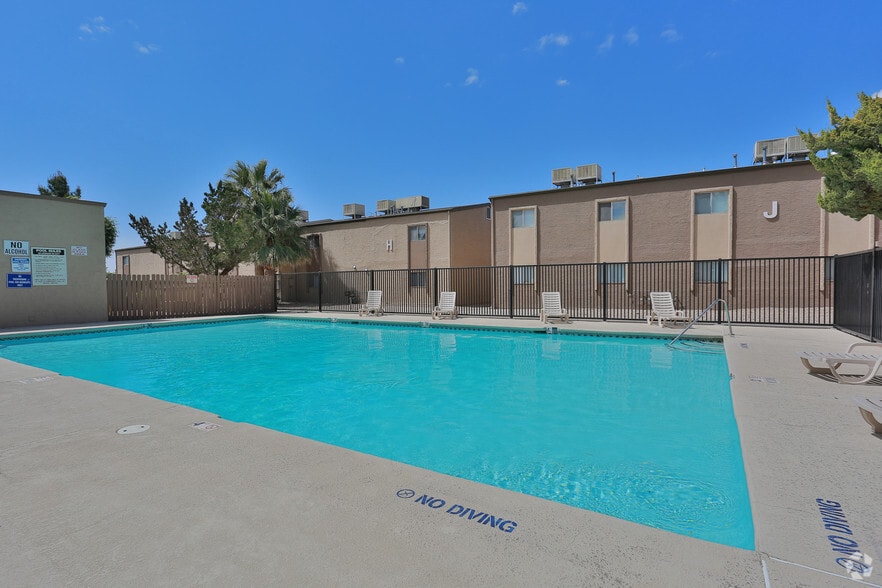 Building Photo - Pebble Hills Apartments