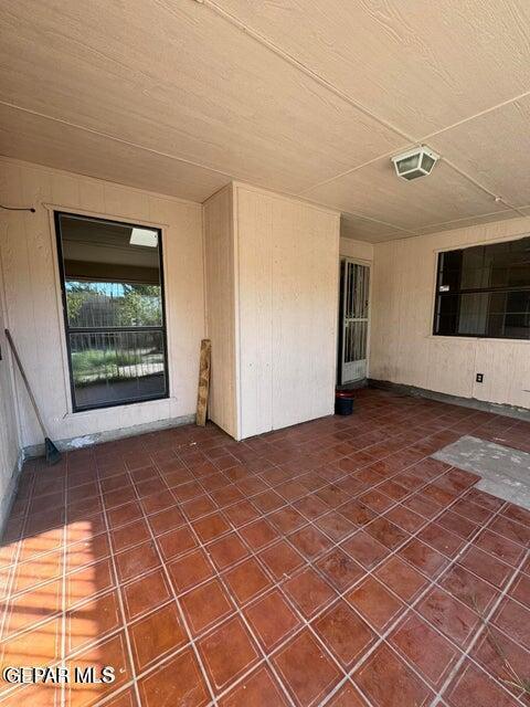 Building Photo - 386 McCune Rd