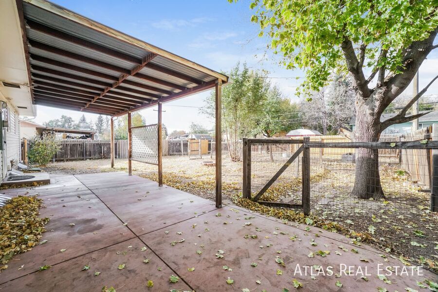 Building Photo - 828 Querida Dr