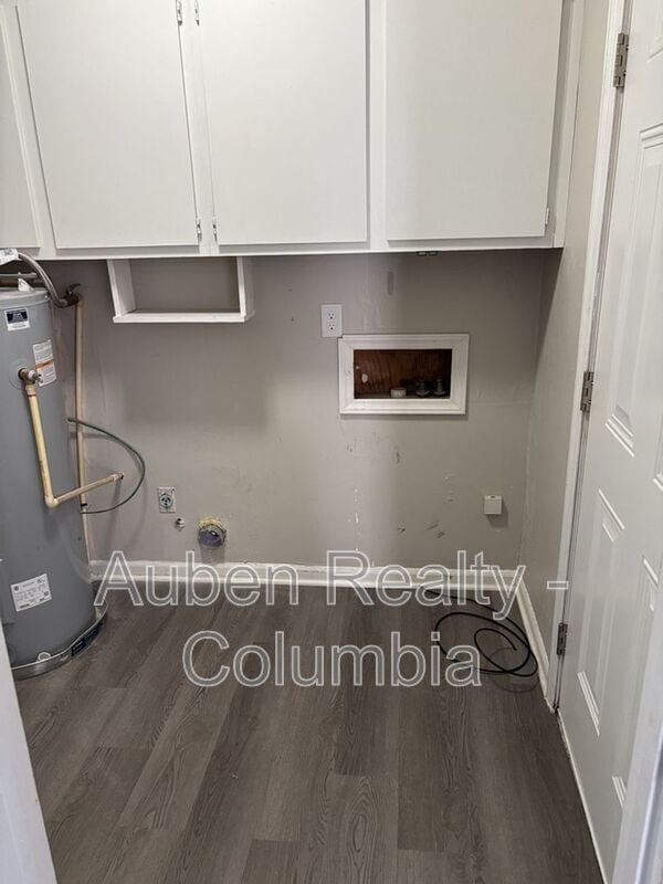 Building Photo - 3 Londonderry Square