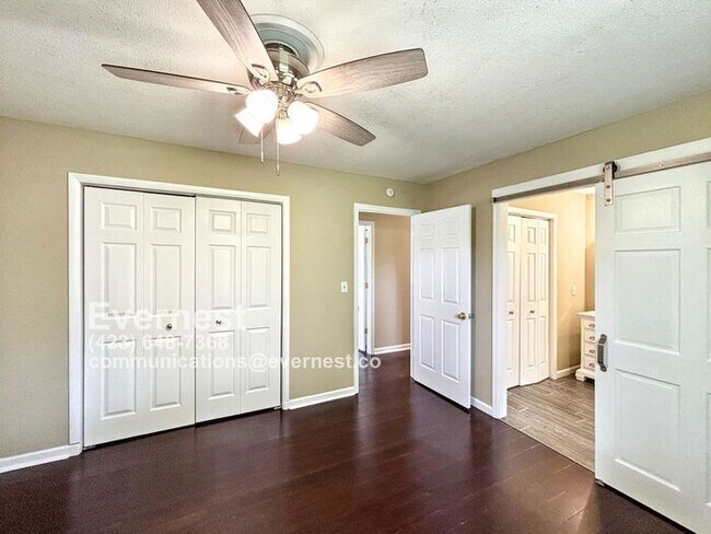 Building Photo - 3-Bedroom, 2-Bathroom Home with Basement a...