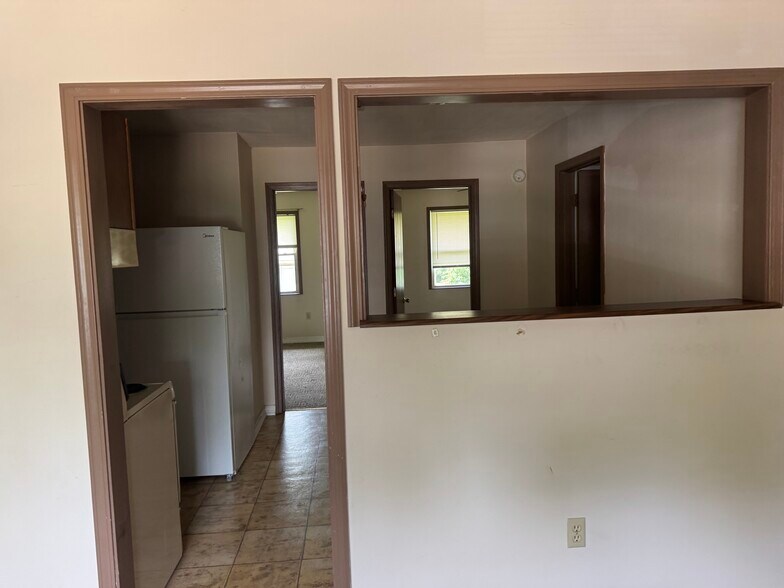 Building Photo - 105 Pelican Dr