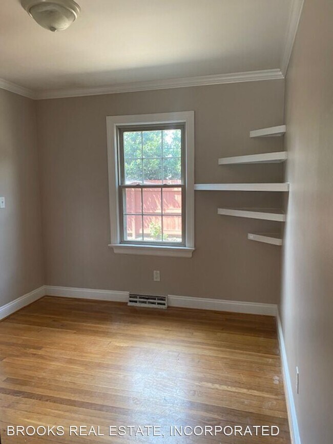 Building Photo - 2 br, 1.5 bath House - 421 Scotland Street #7