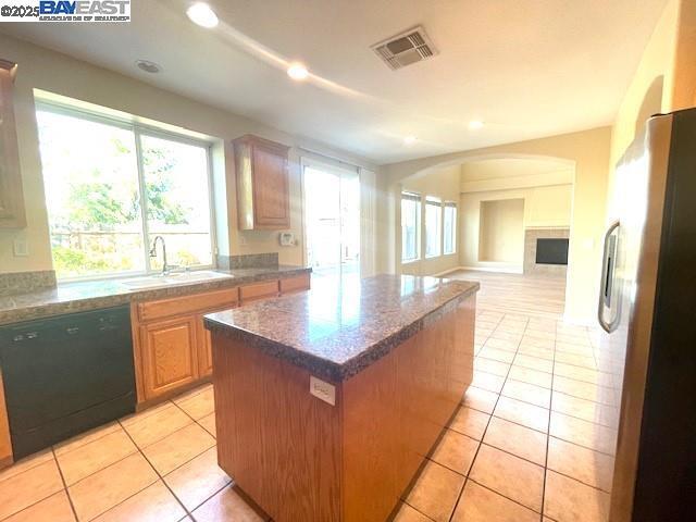 Building Photo - 2501 Crystal Way