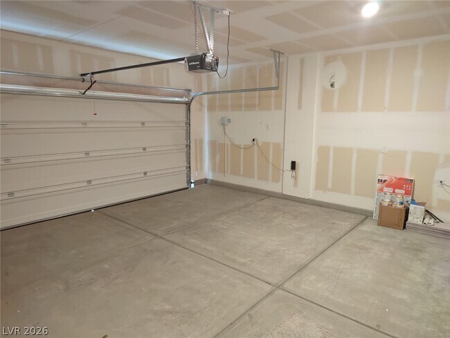 Building Photo - 6614 Palmer Crst St