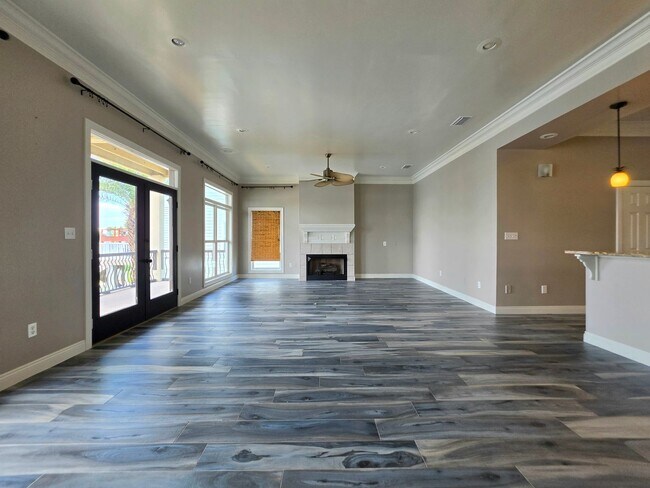 Building Photo - Waterfront 4/2 in Terry Cove with pool and boat dock
