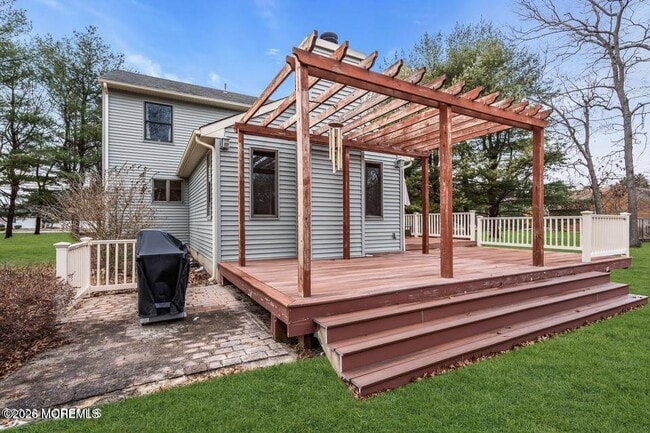 Building Photo - 1923 Whitesville Rd