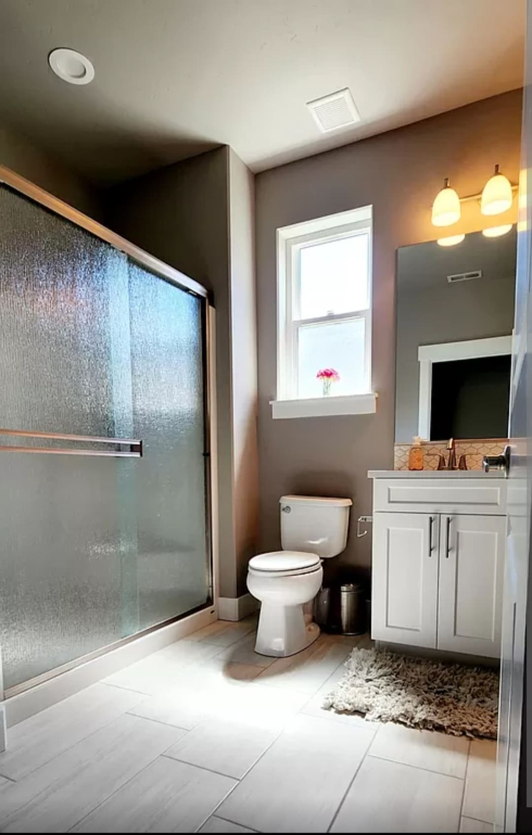 Bathroom #3 - 3125 Deserthawk Lp