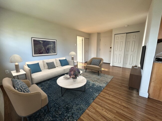 Interior Photo - Black Rock Gardens, LLC