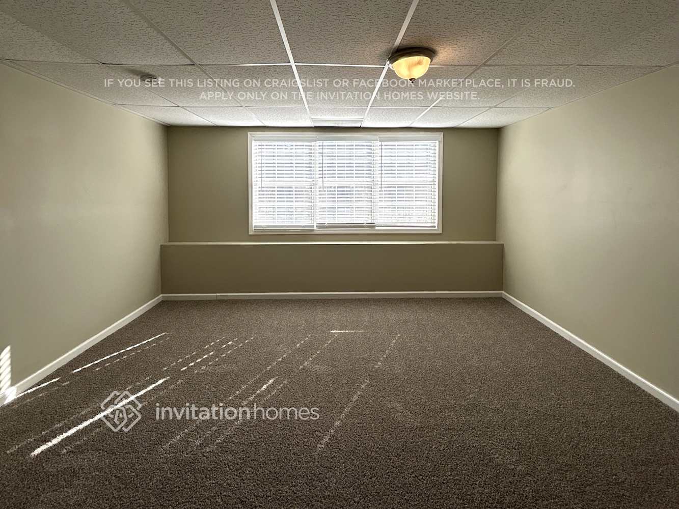 Building Photo - 3920 Garrett Springs Dr