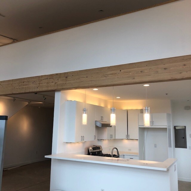 Building Photo - 703 Camino de la Familia