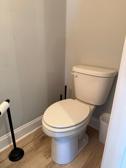 Building Photo - 619 Lavoisier St