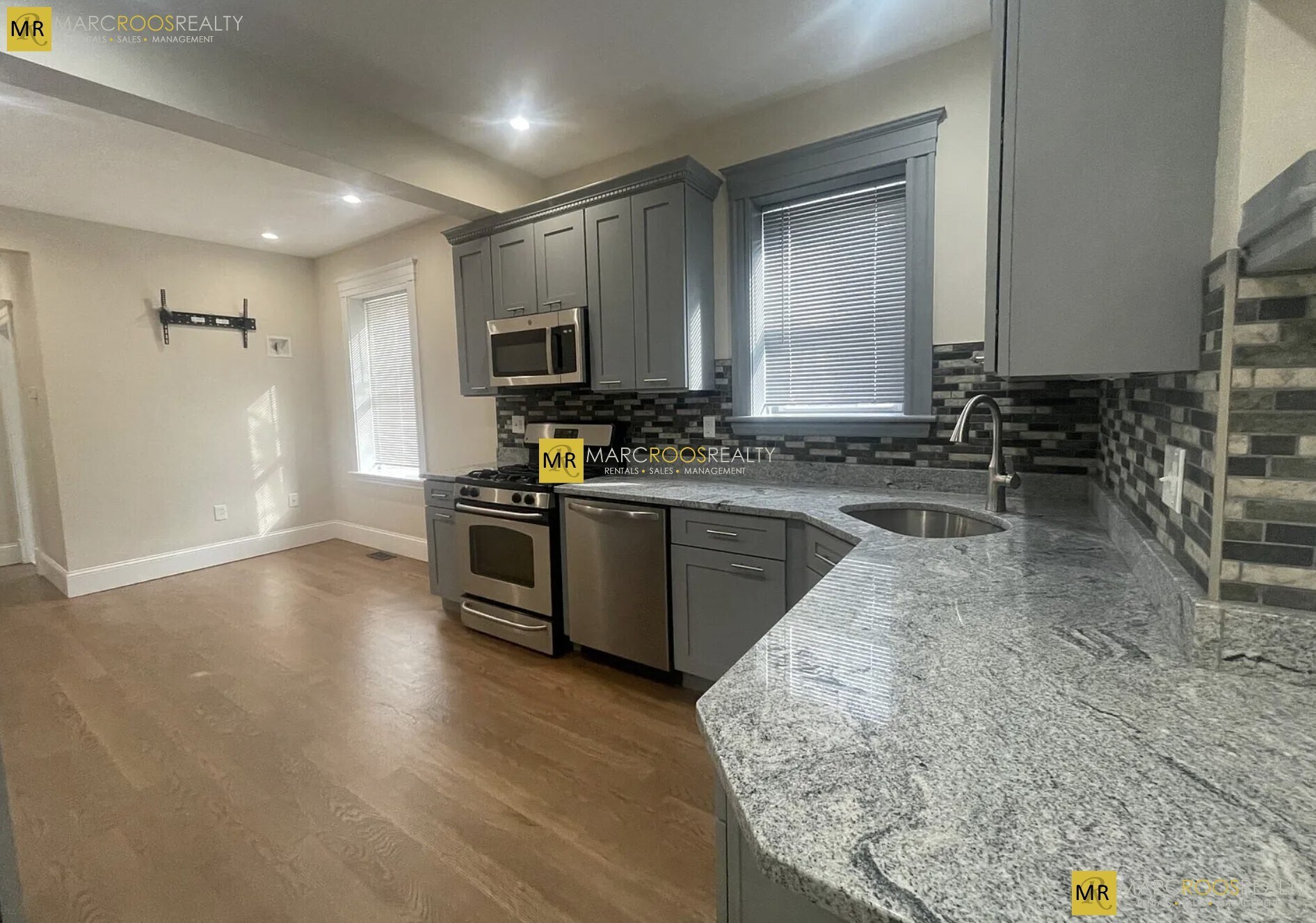 Building Photo - 78 Summer St