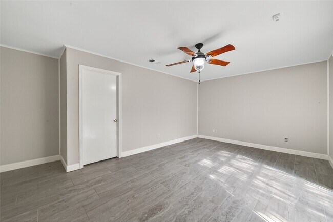 Building Photo - 7735 Teal Run Dr