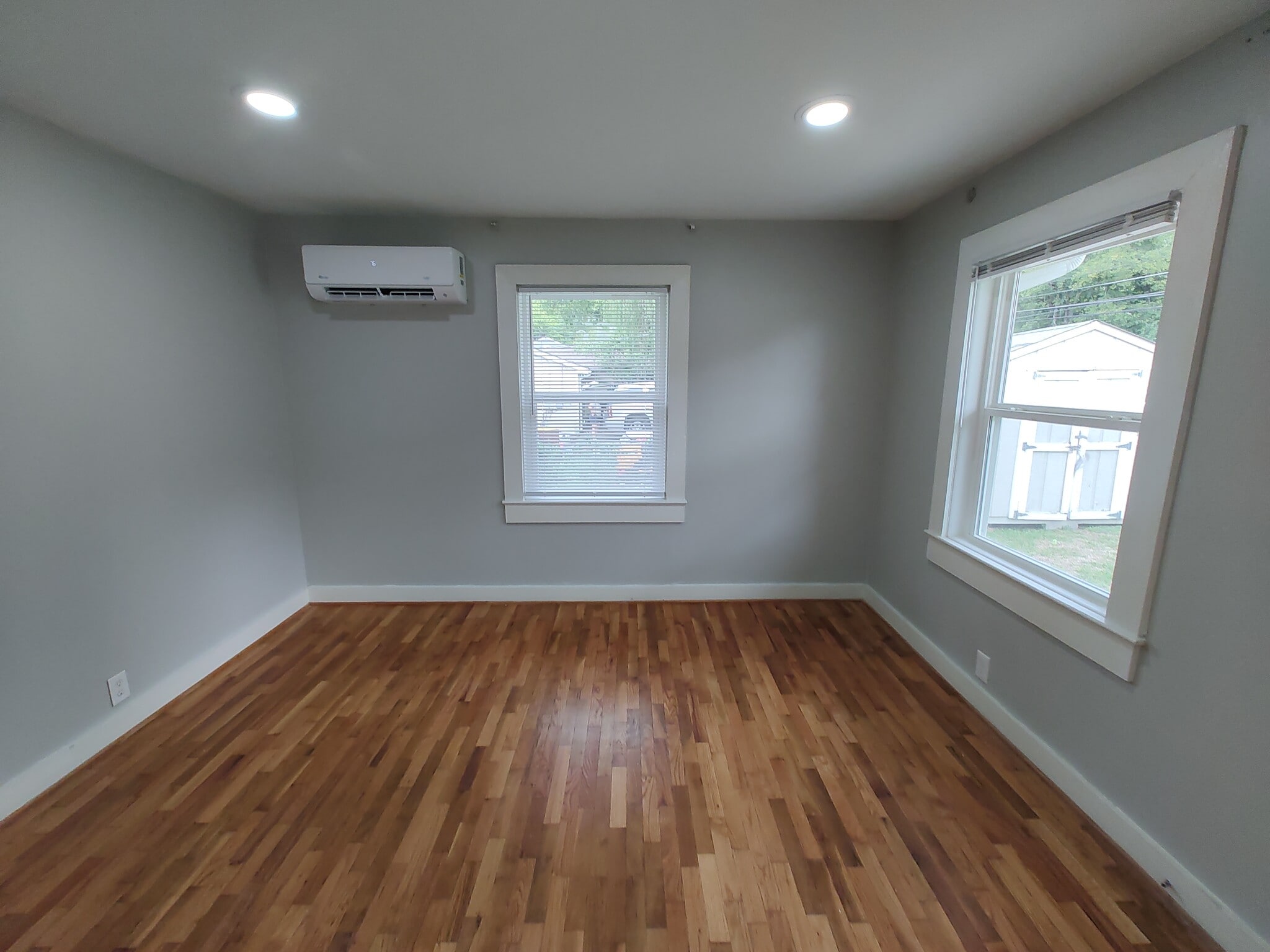 Building Photo - 1700 Harrison Dr