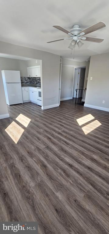 Building Photo - 2625 Parkside Terrace