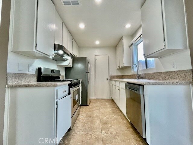 Building Photo - 74614 Driftwood Dr