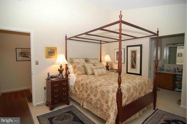 Building Photo - 123 Lazy Hollow Dr