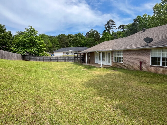 Building Photo - 500 W Sunnyside Dr