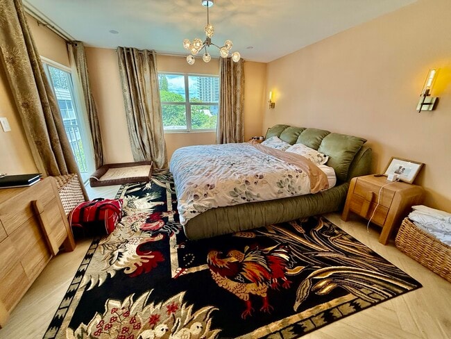 Building Photo - 200 W Camino Real