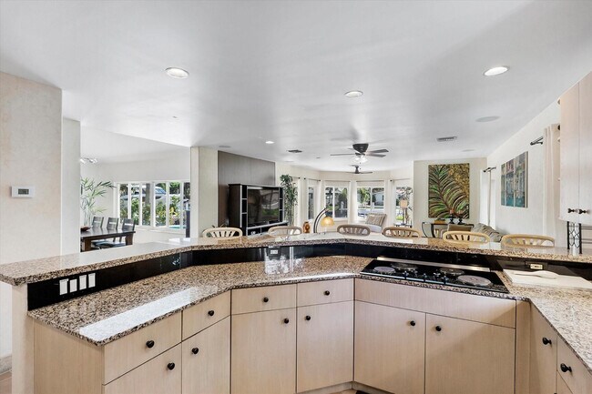 Building Photo - 2484 SE 12th St