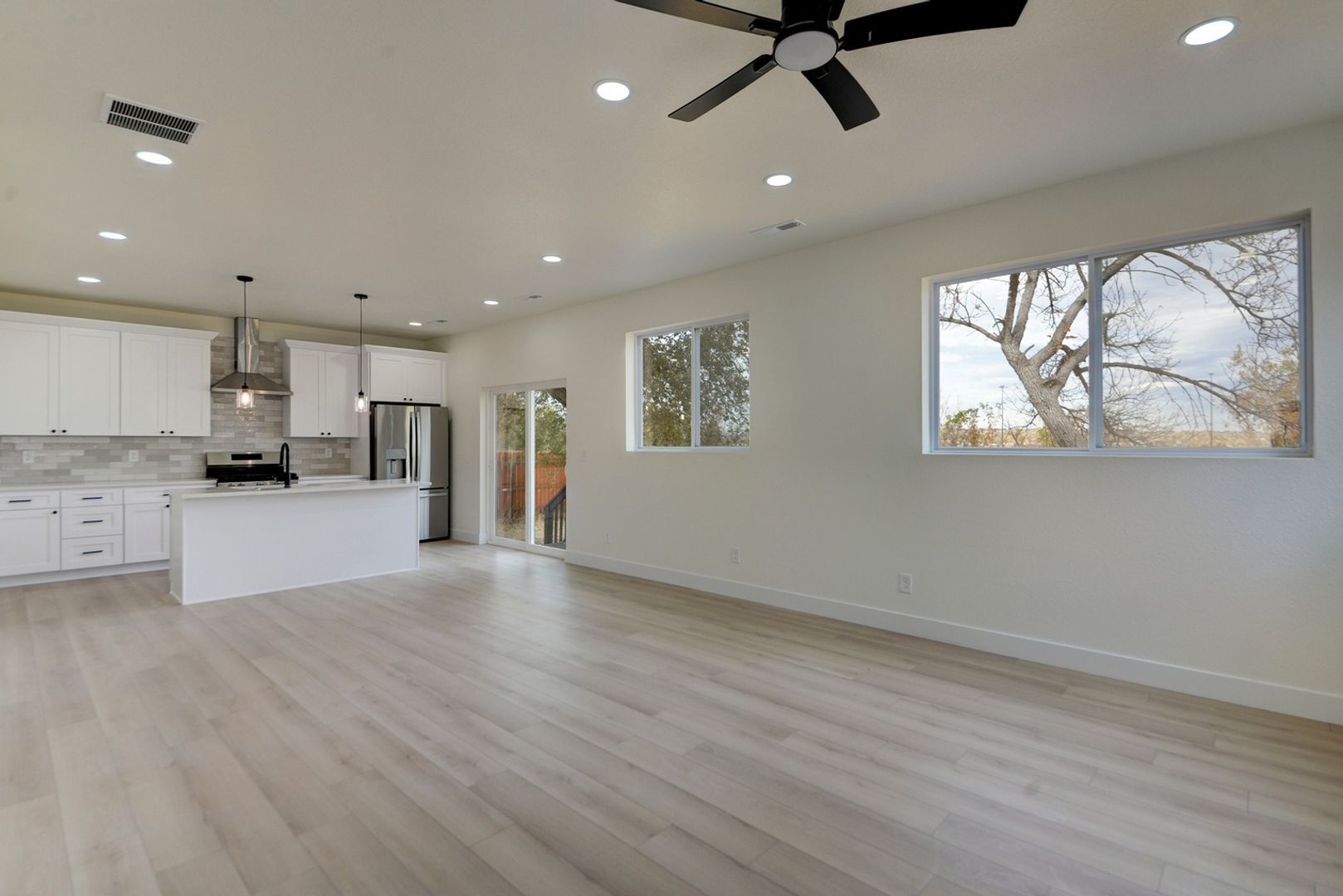 Building Photo - 7001 W 48th Ave