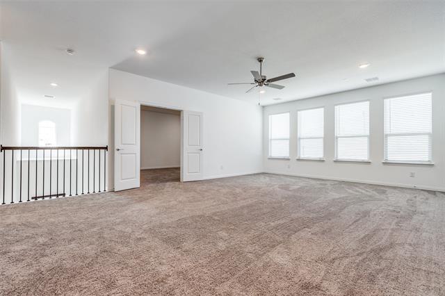 Building Photo - 8129 Lindheimer Ln