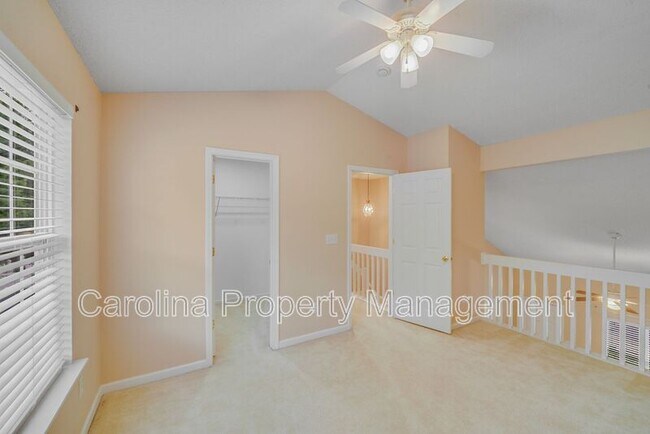 Building Photo - 15021 Deshler Ct