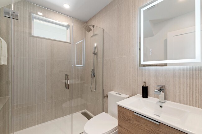 Building Photo - 80 Hackensack Plank Rd