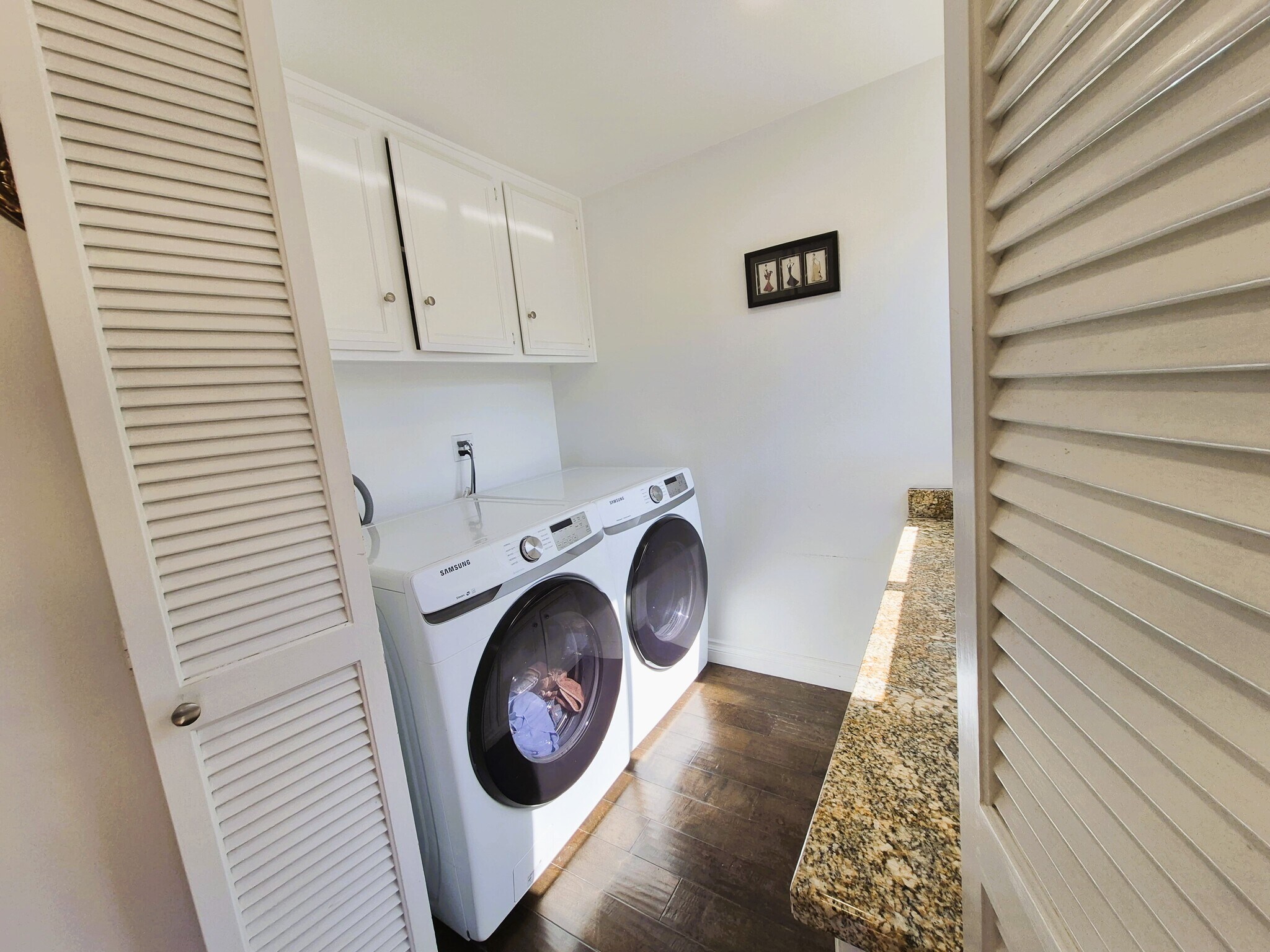 Building Photo - 5313 Sevilla Ct